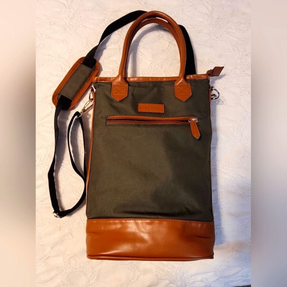 TIRRINIA Insulated Wine Bag